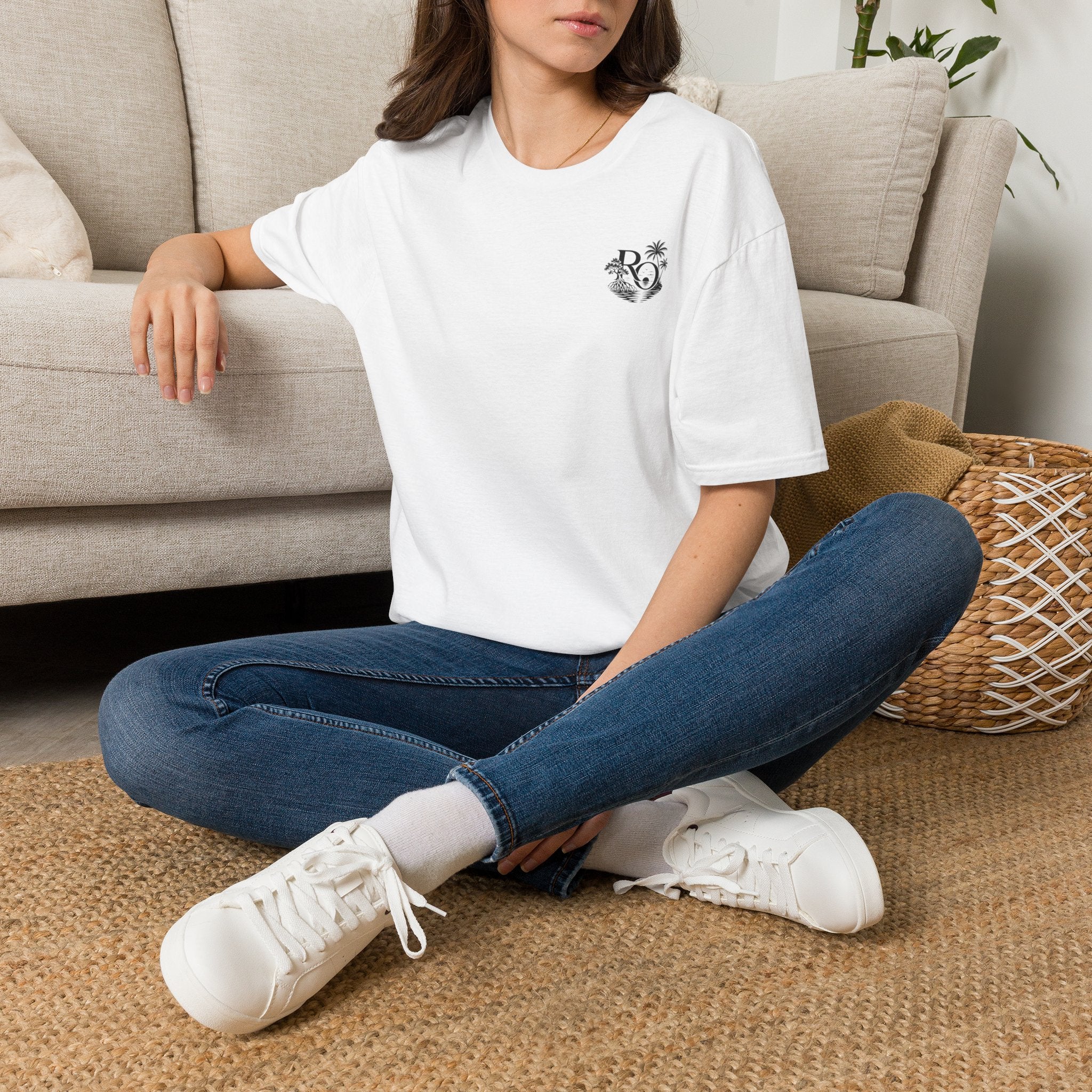 Anchor Palm Tee — Minimal Coastal Graphic T‑Shirt